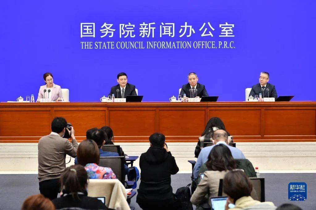 交通运输部：4月城市轨道交通客运量同比增8.8%