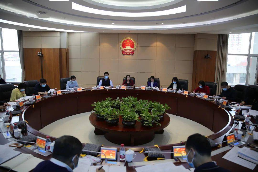 推动金融在法治的轨道上高质量发展 陆家嘴论坛“金融法治国际研讨会”举行