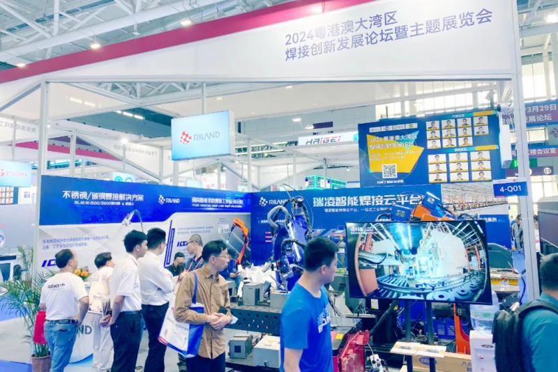 人保财险政银保 ,人保护你周全_2024中国投资金融行业市场前瞻与未来投资战略分析