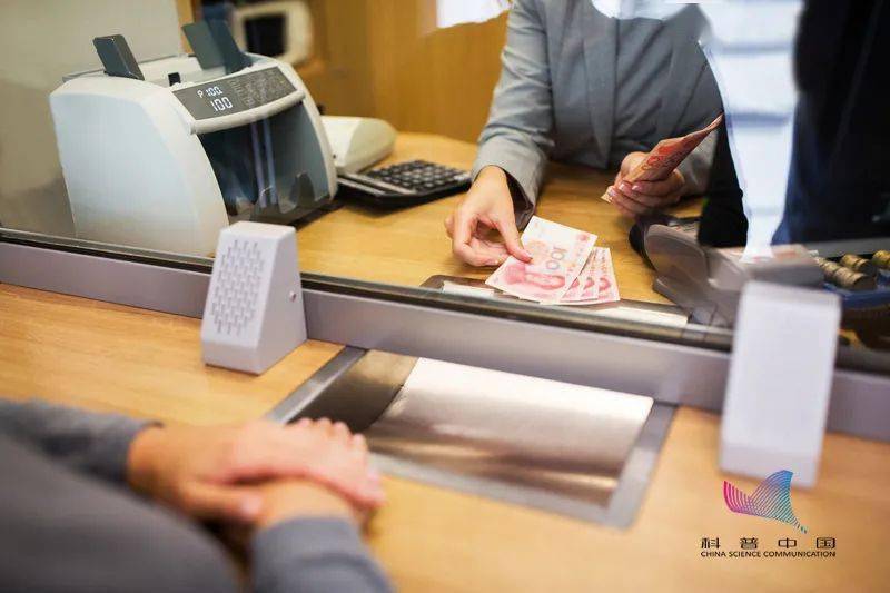 储户吐槽中国银行只开一个窗口、等一小时办不了业务，银行回应