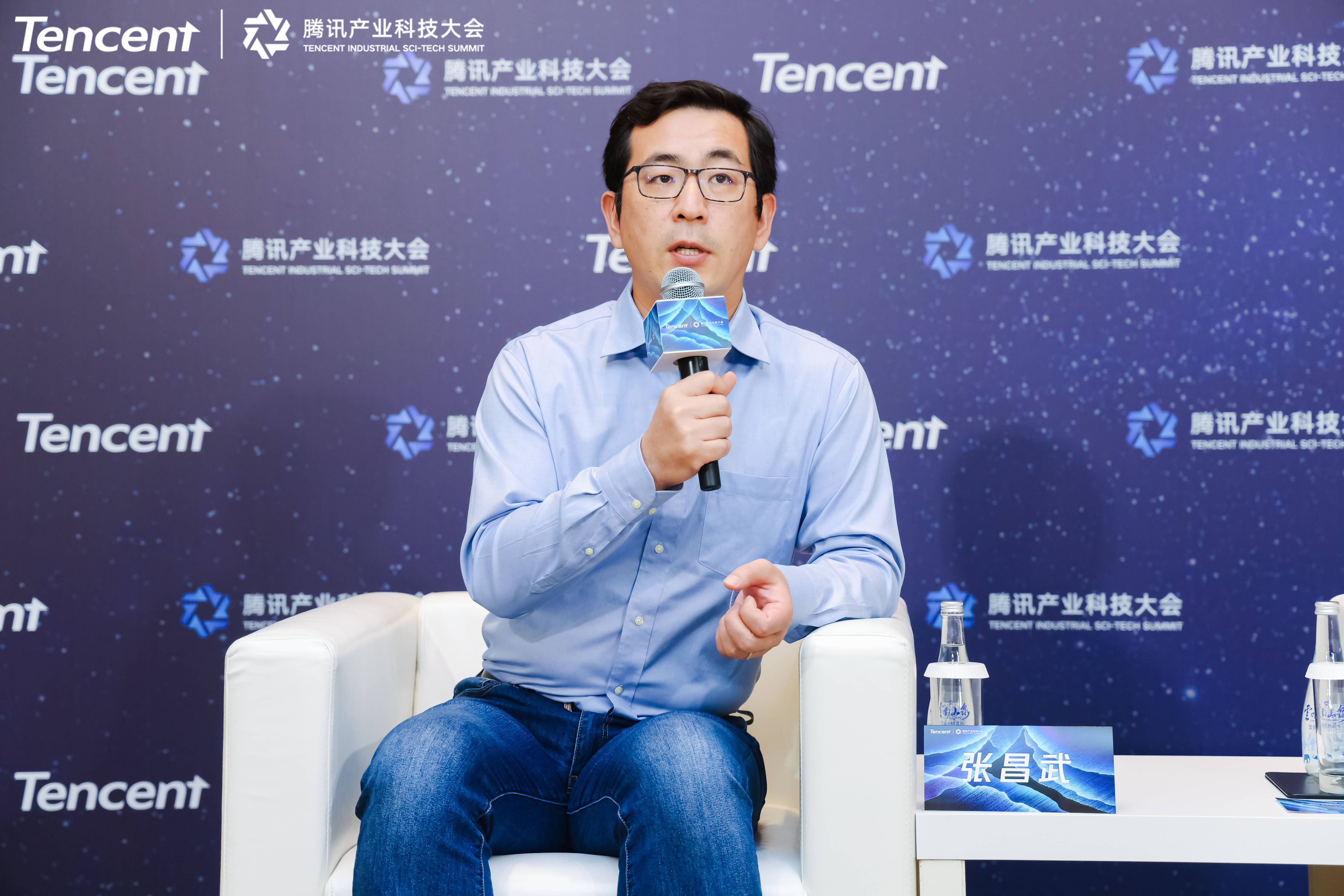 从“针功夫”到“科技战衣” 浙产服饰闪耀巴黎奥运会