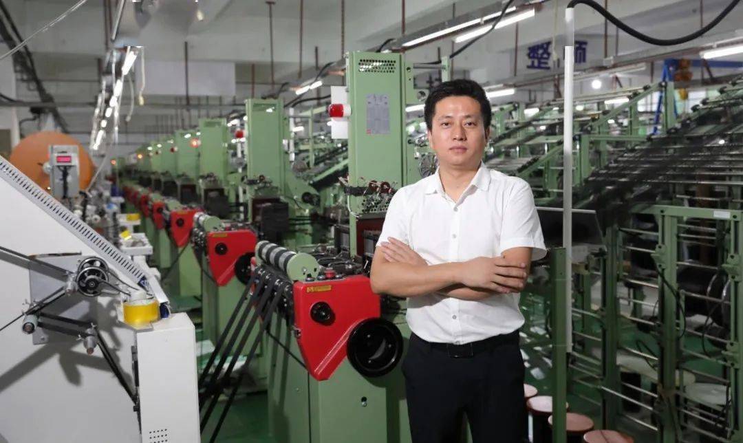 骏鼎达：公司的主要产品包括功能性保护套管等