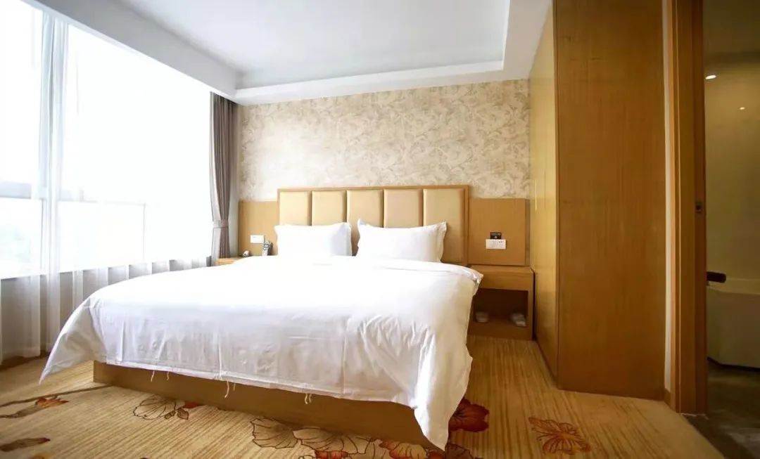 拥有“如意行”驾乘险，出行更顺畅！,人保有温度_共享住宿行业发展现状、前景趋势研究分析