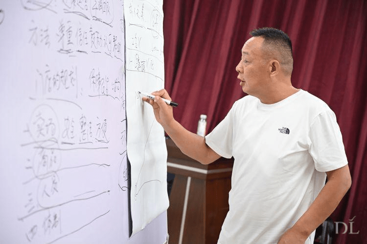 于东来连发五文，表示不会大规模发展！