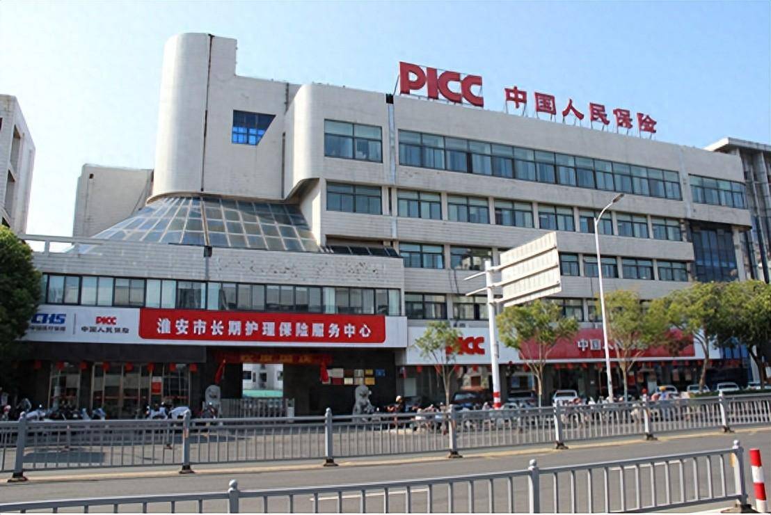 从“人走茶凉”到“韧性生长”：中国商业街的变革与新生_人保服务 ,人保车险   品牌优势——快速了解燃油汽车车险