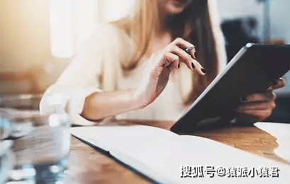 以场景深耕回应时代需求，小猿AI跻身AI应用下载前列