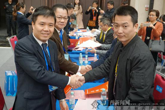 2025年网络与通信行业全景调研及发展趋势预测_人保服务 ,人保财险政银保 