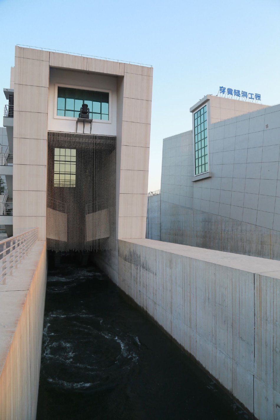 水利部：南水北调东中线一期工程已累计调水突破800亿立方米