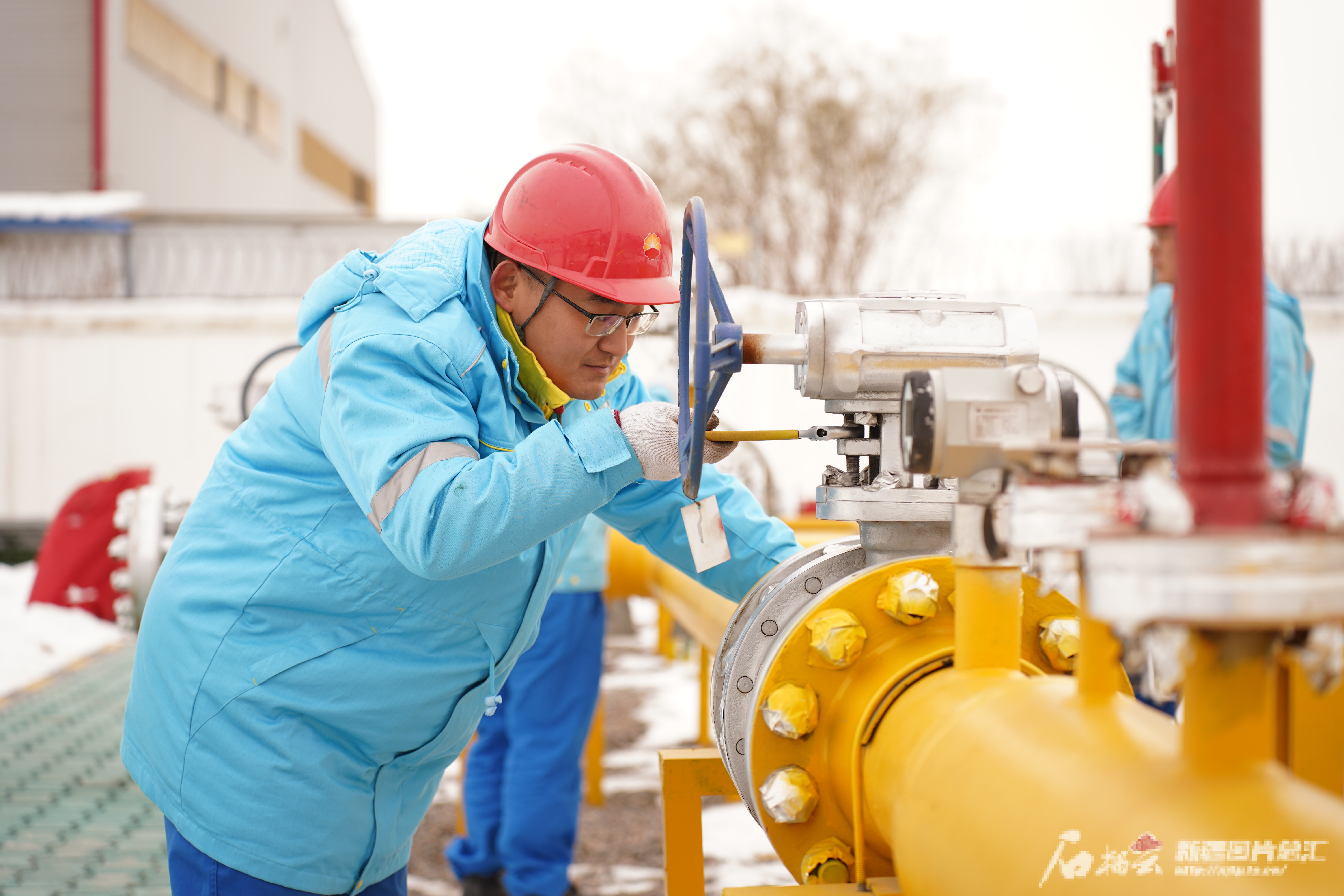 新天然气等在新疆成立化工新公司