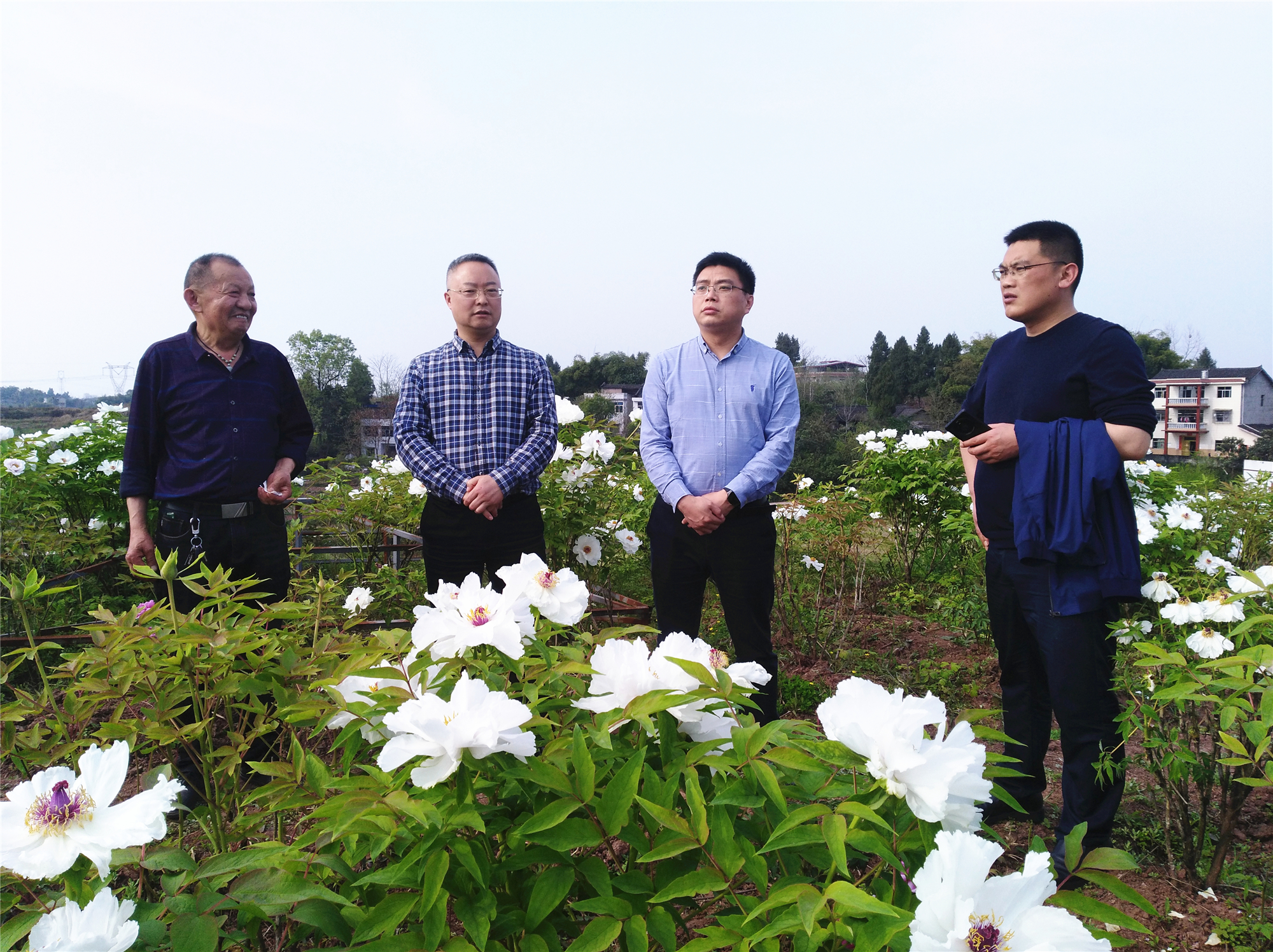 青海联通举办国企开放日暨乡村振兴大会
