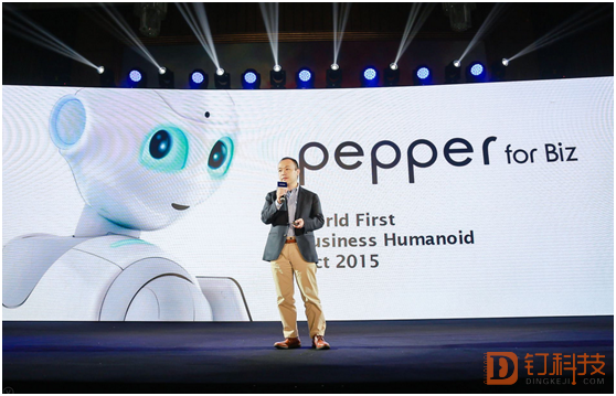 千寻位置携手国地中心发布首款“时空算力背包”，助力机器人从室内走向室外