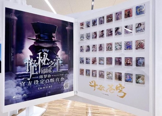 深耕航空文创，卡游“中国战机收藏卡”横空出世