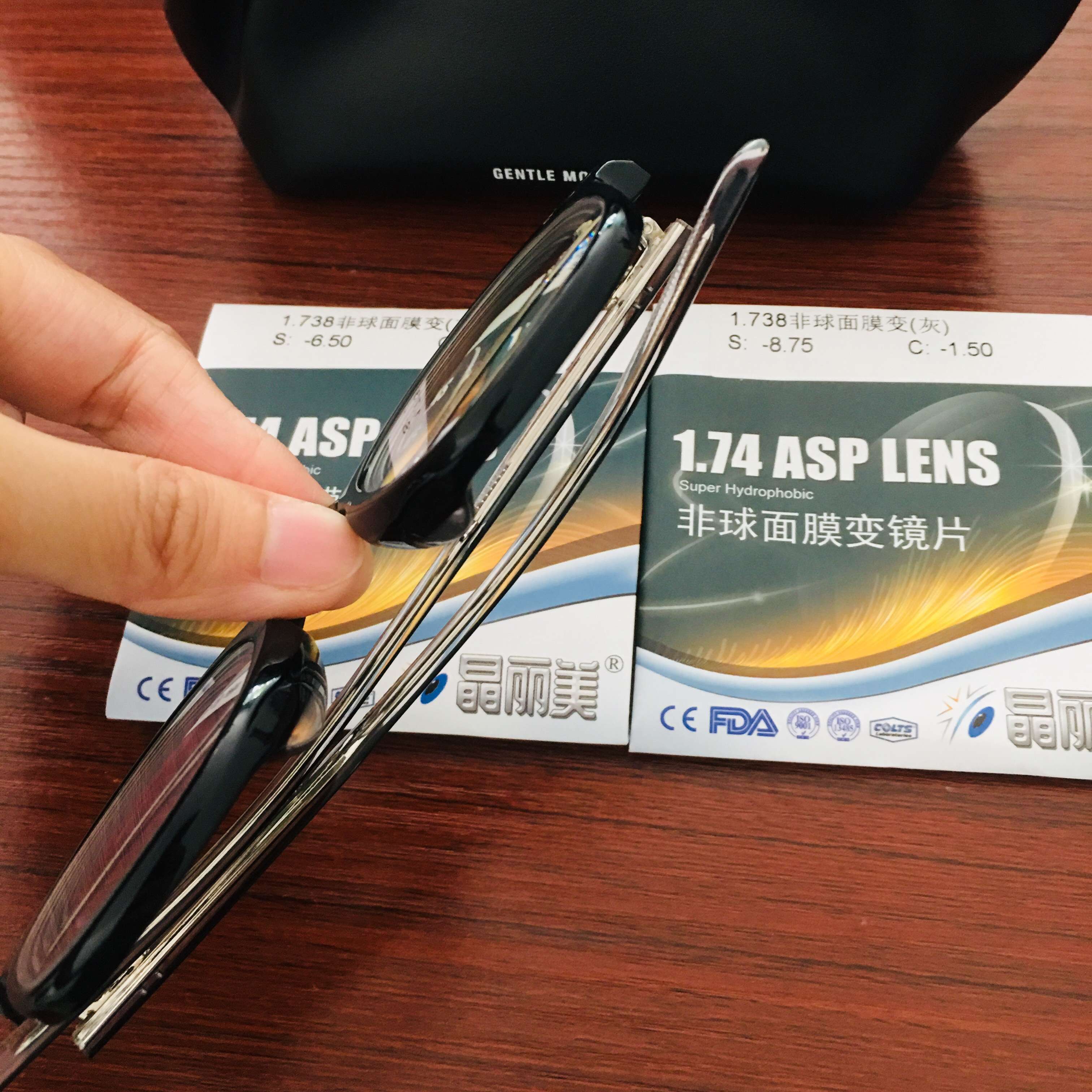 中金:给予康耐特光学“跑赢行业”评级 目标价54港元