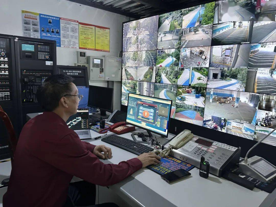 会销售、能巡逻，机器人还能干些啥