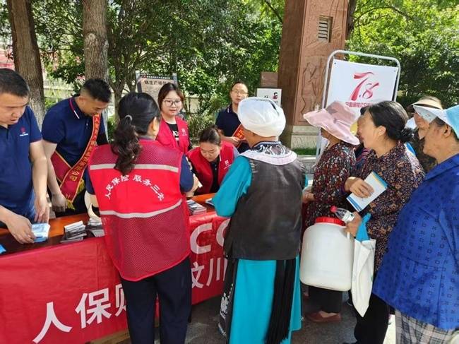 保险有温度,人保财险政银保 _中国环保行业：2025政策驱动到市场与技术双轮驱动