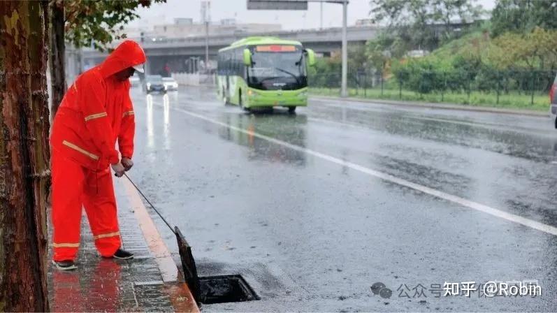 “剑鱼”造成海南10.25万人受灾 无人因灾死亡