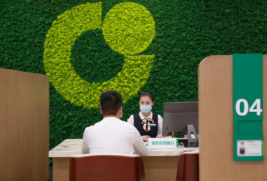 支付密码盗刷频发:2025信息安全行业“最后一公里”防御战_保险有温度,人保有温度