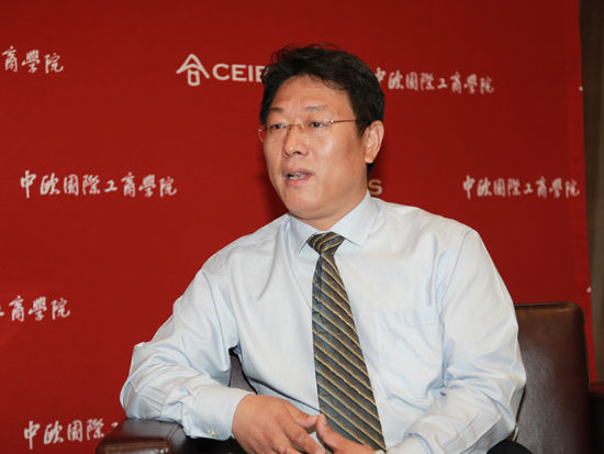 沃特股份：拟收购华尔卡密封件制品(上海)有限公司100%股权