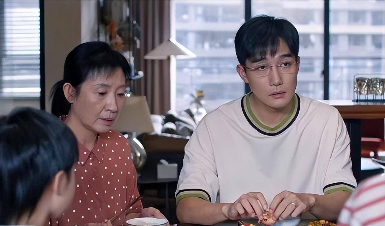 李书福持股公司等新设企管合伙企业