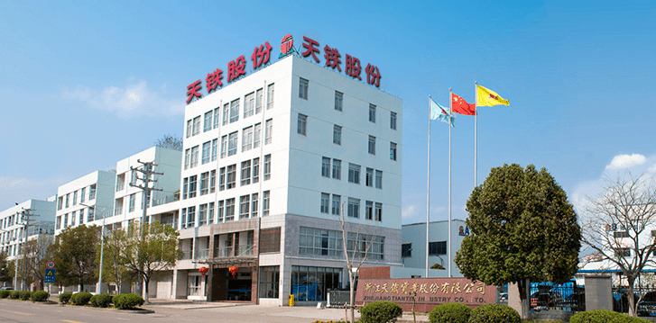 富临精工(300432.SZ):宁德时代拟向江西升华支付15亿元预付款,用于锁定所承诺磷酸铁锂供应量