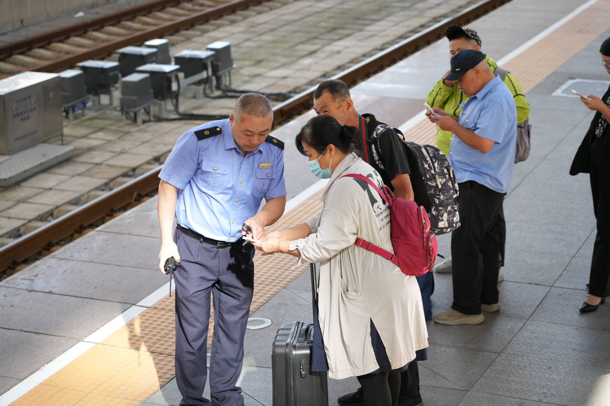 拥有“如意行”驾乘险，出行更顺畅！,人保有温度_2025年保温杯行业发展现状及未来趋势分析预测