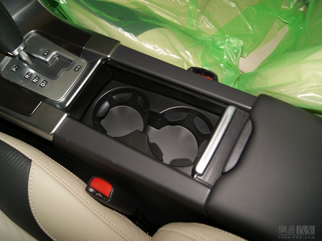 新泉股份获得实用新型专利授权:“一种用于车载储物盒的卷帘盖板结构”