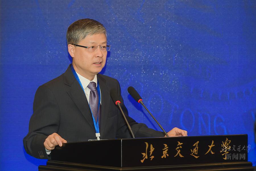 恒源煤电：10月22日召开董事会会议