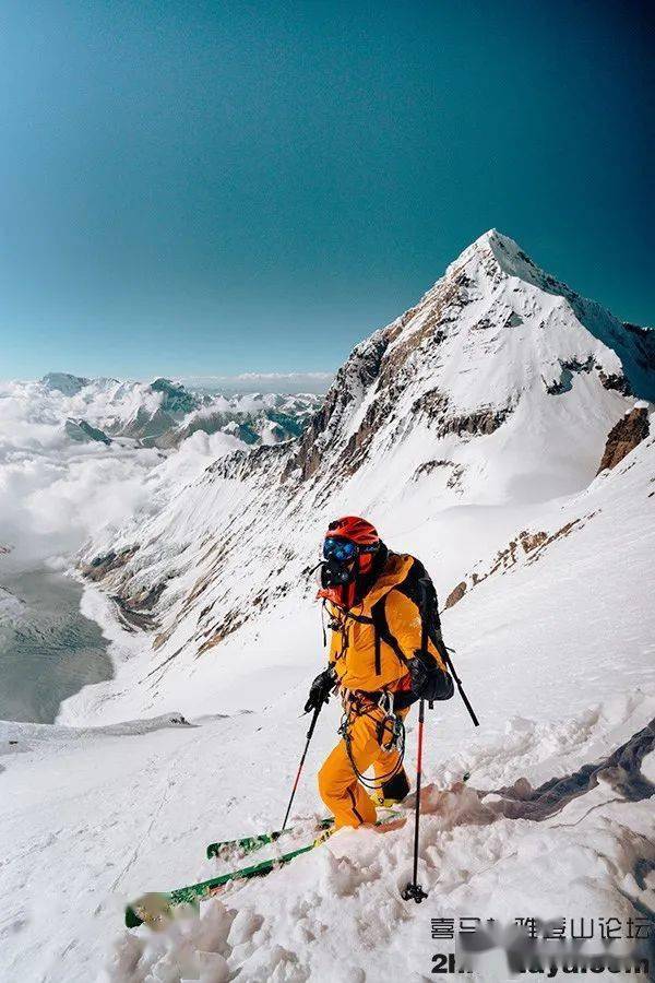 阿尔卑斯一座山峰雪崩,5名德国游客身亡,其中包括一对父女