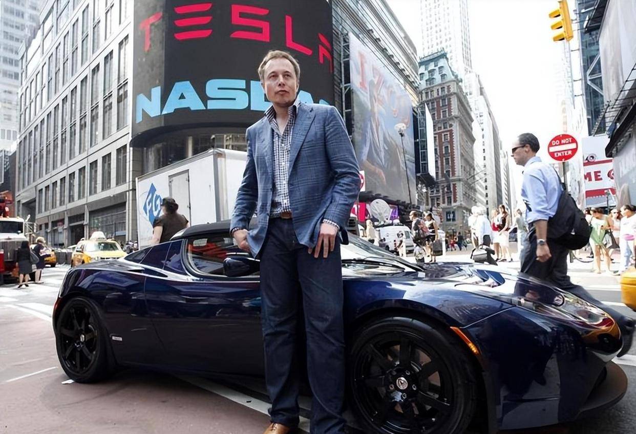 三大期指齐跌,科技股普跌;特斯拉跌2.5%,马斯克万亿美元薪酬被重要股东拒绝;星巴克40亿美元出售中国业务60%股权【美股盘前】