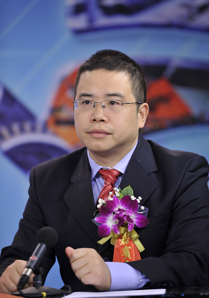 众泰汽车:聘任楼渊明为公司证券事务代表