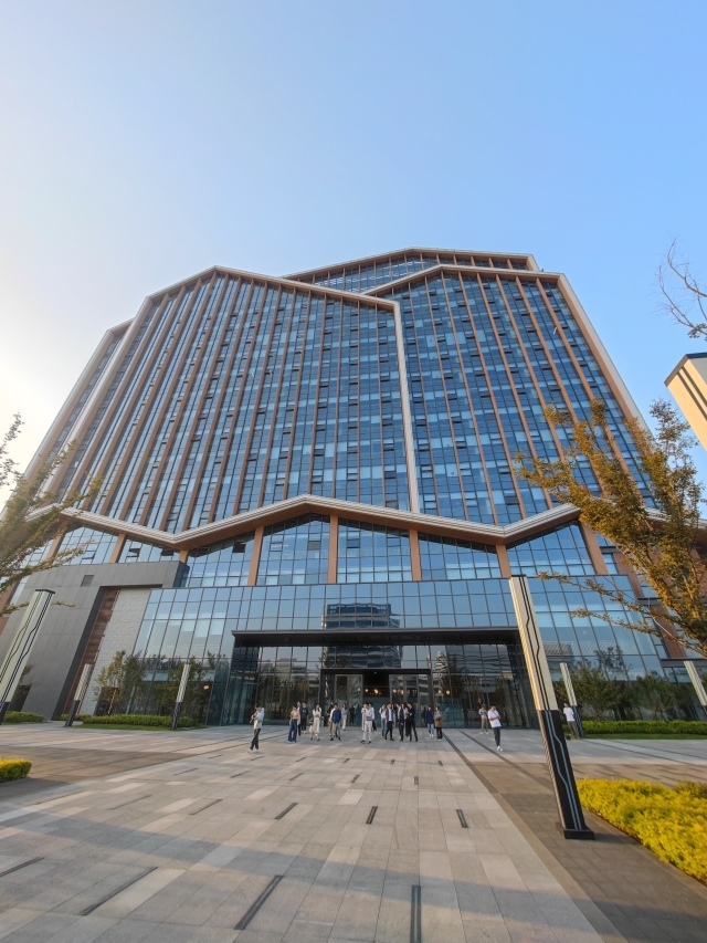 百余个数字经济领域项目在浙江乌镇签约 金额逾千亿元