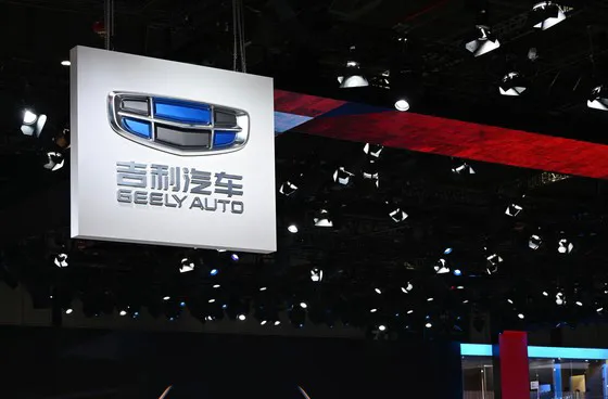 中远海控(01919.HK)连续8日回购，累计斥资2.66亿港元