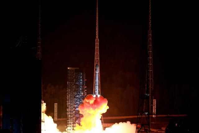 我国成功发射通信技术试验卫星二十一号