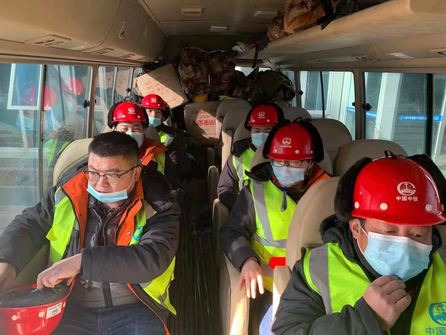 央企驰援香港大埔火灾，助力灾后救援和重建