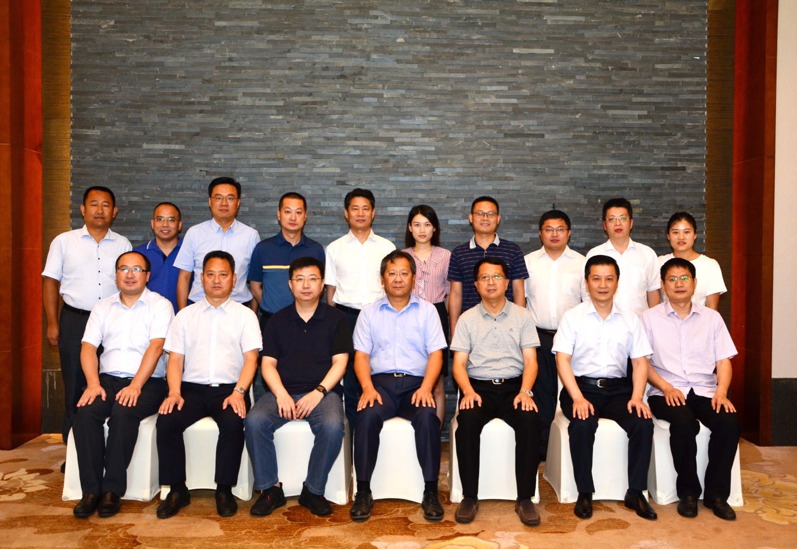 黔源电力:12月1日召开董事会会议