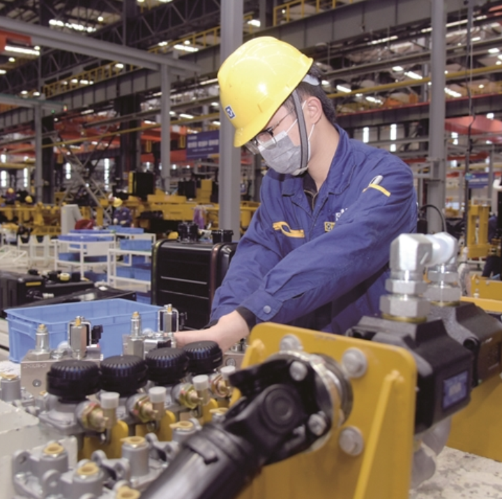 徐工机械成立智能装备公司，含智能机器人业务