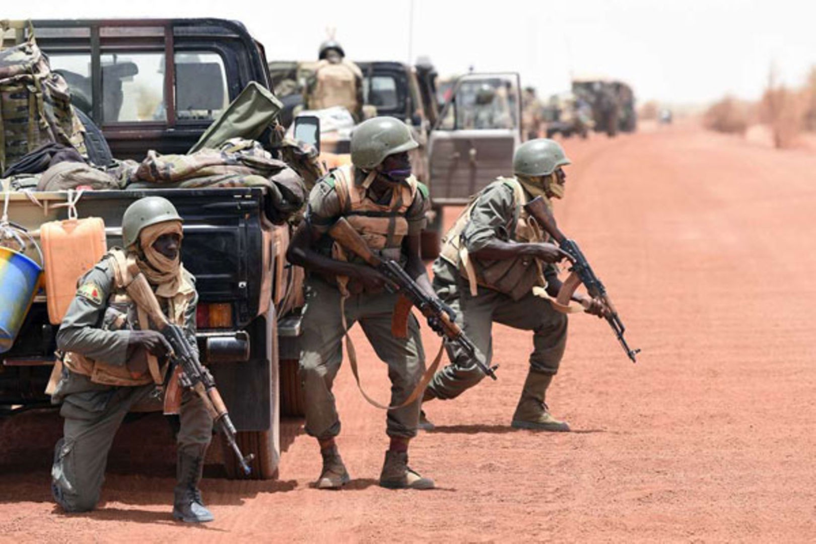 贝宁部分军人政变 总统府称军队正在恢复控制权