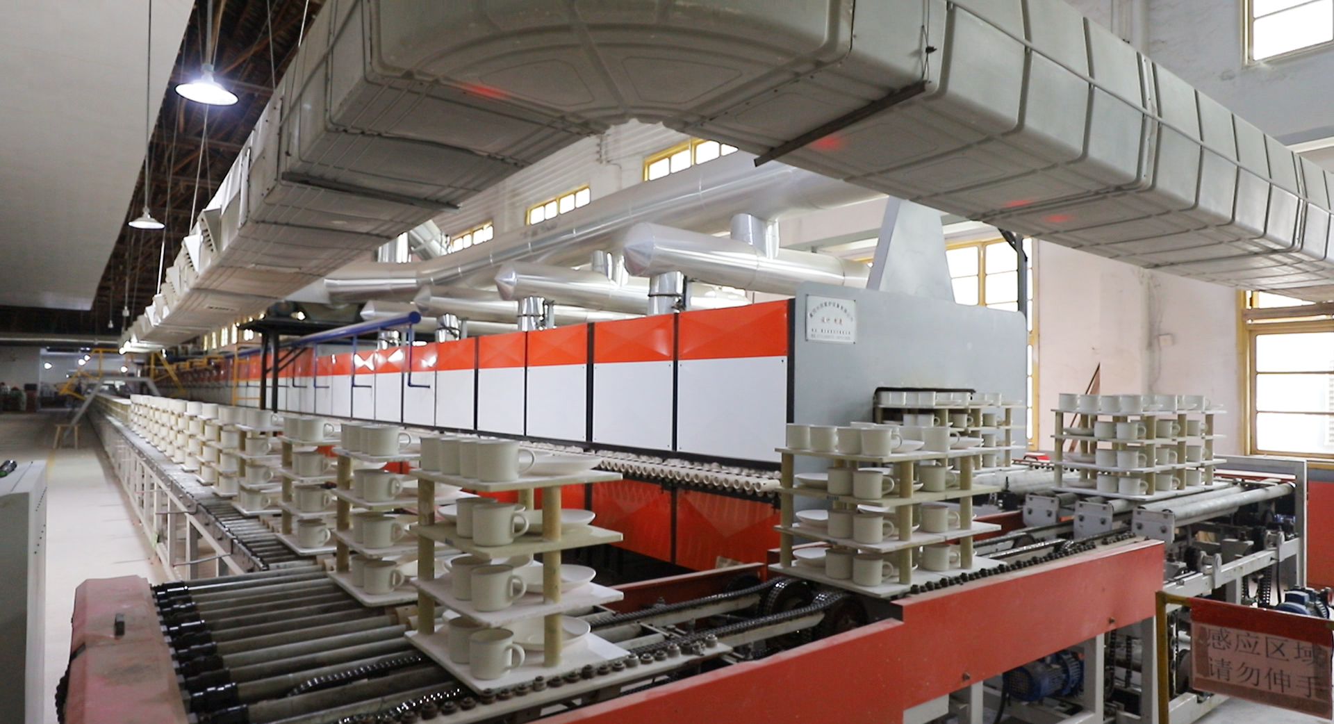 英思特:机器人相关业务进展顺利 部分产品已实现小批量交付