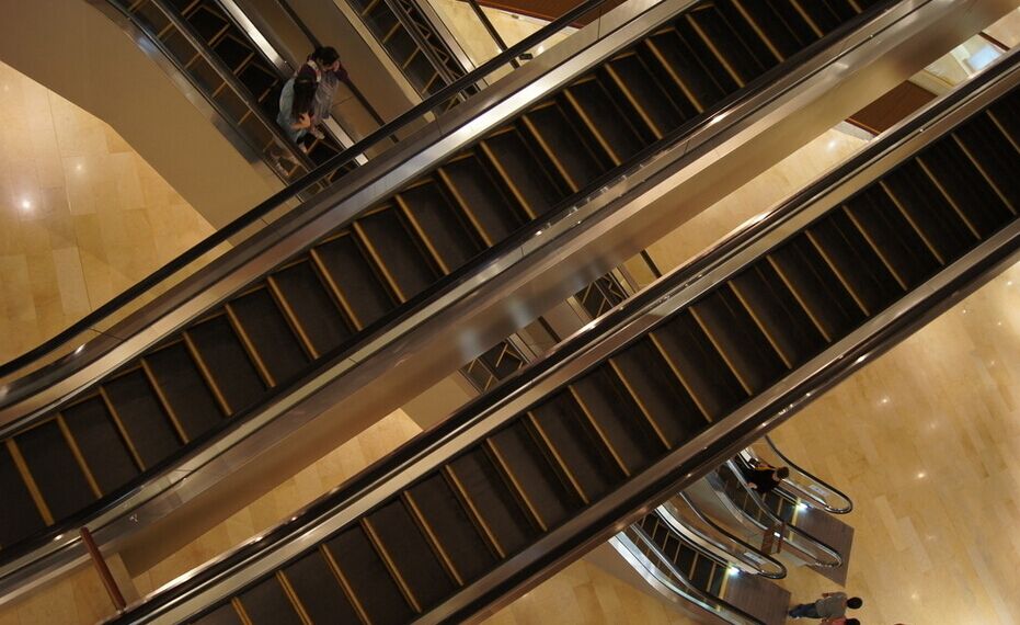 市场监管总局：2025年督促召回缺陷电梯5.3万余台