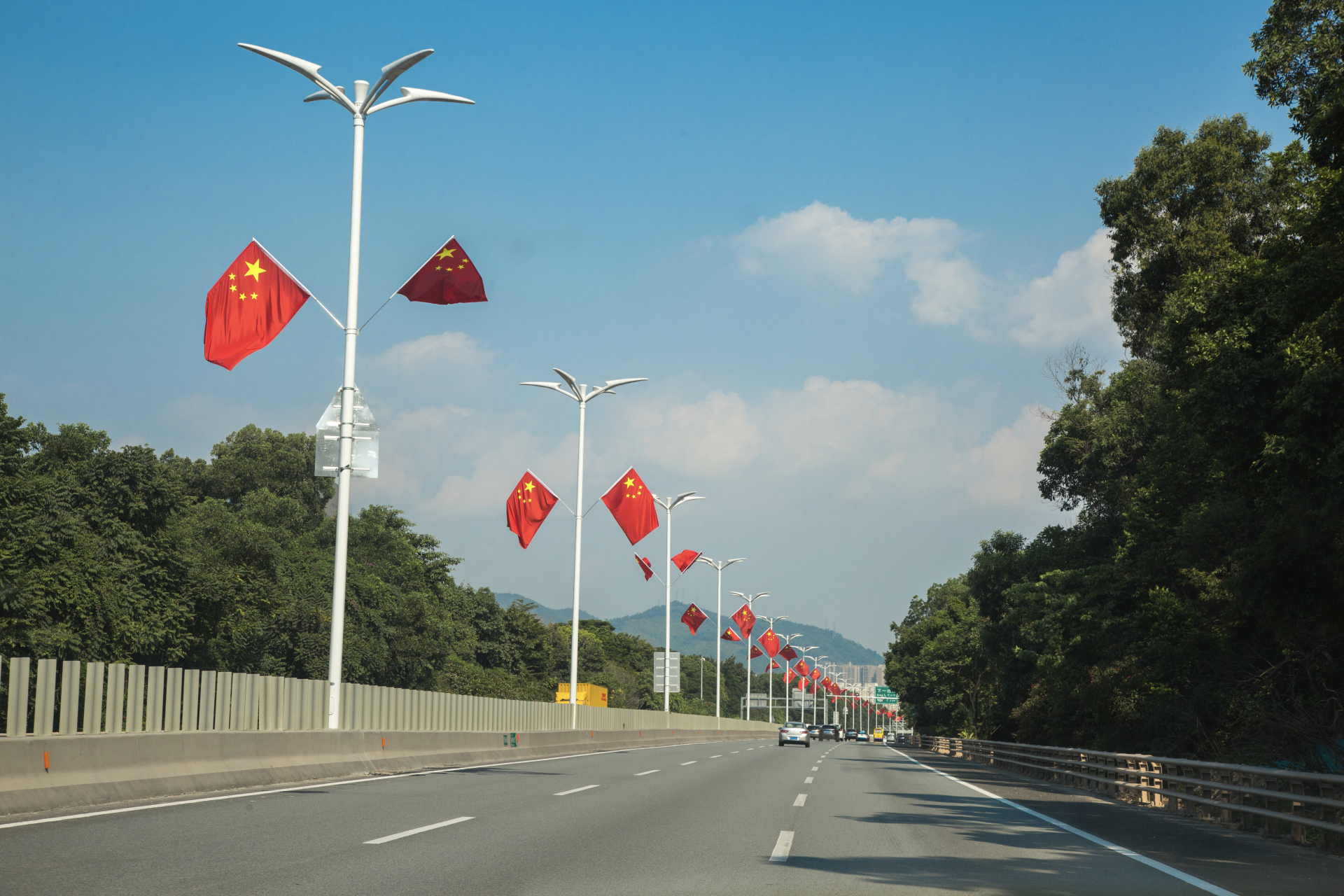 保险有温度,拥有“如意行”驾乘险，出行更顺畅！_人造板行业现状与发展趋势分析