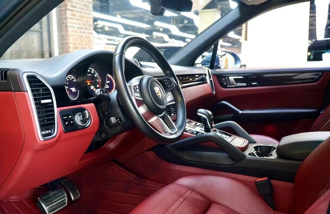 热搜！120多万卡宴只卖60万，不过……