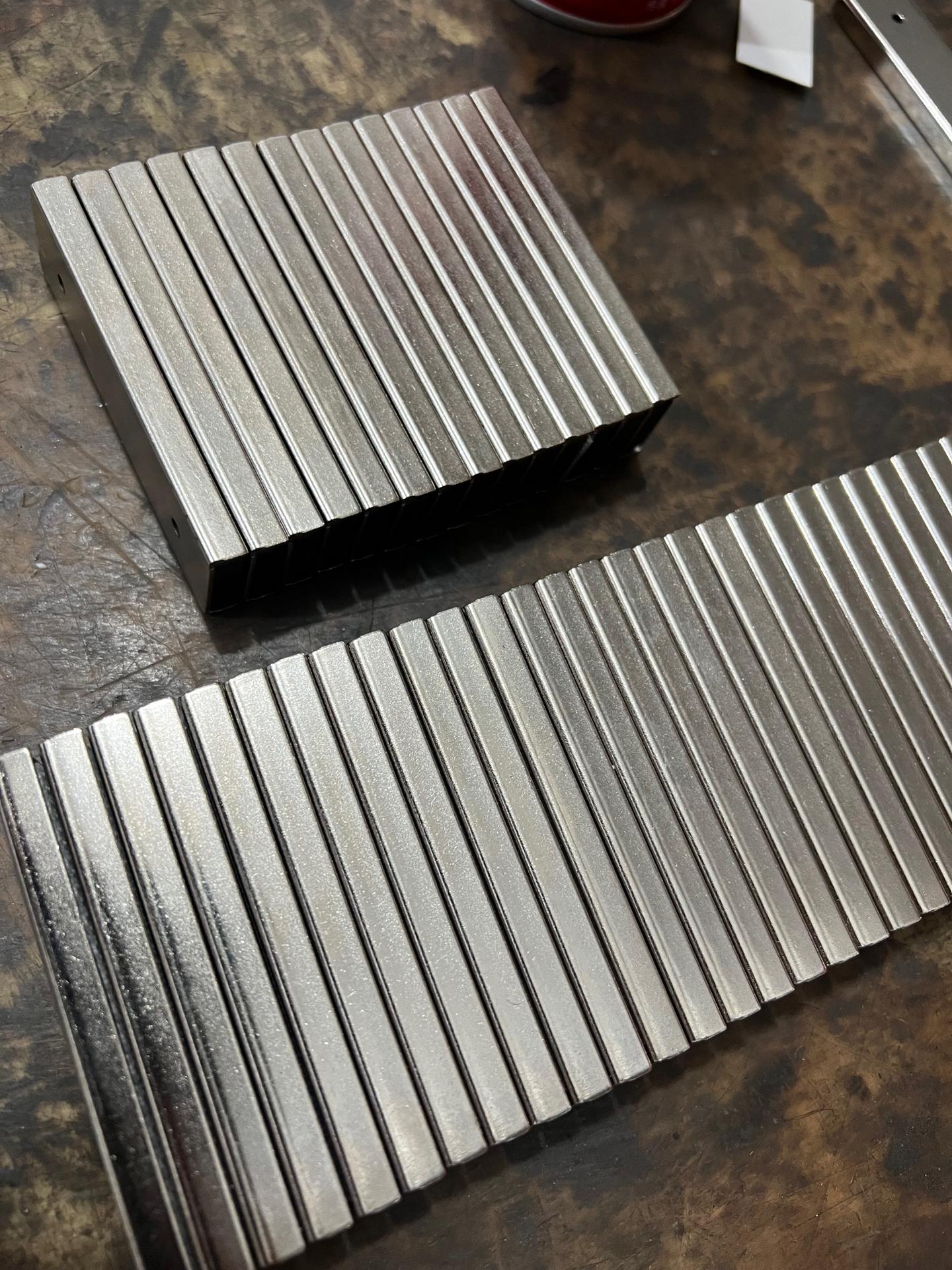 “磁电军团”“卖铲人”“万剑归宗”，看郫都区怎么“整新活”？丨成都投资智能体