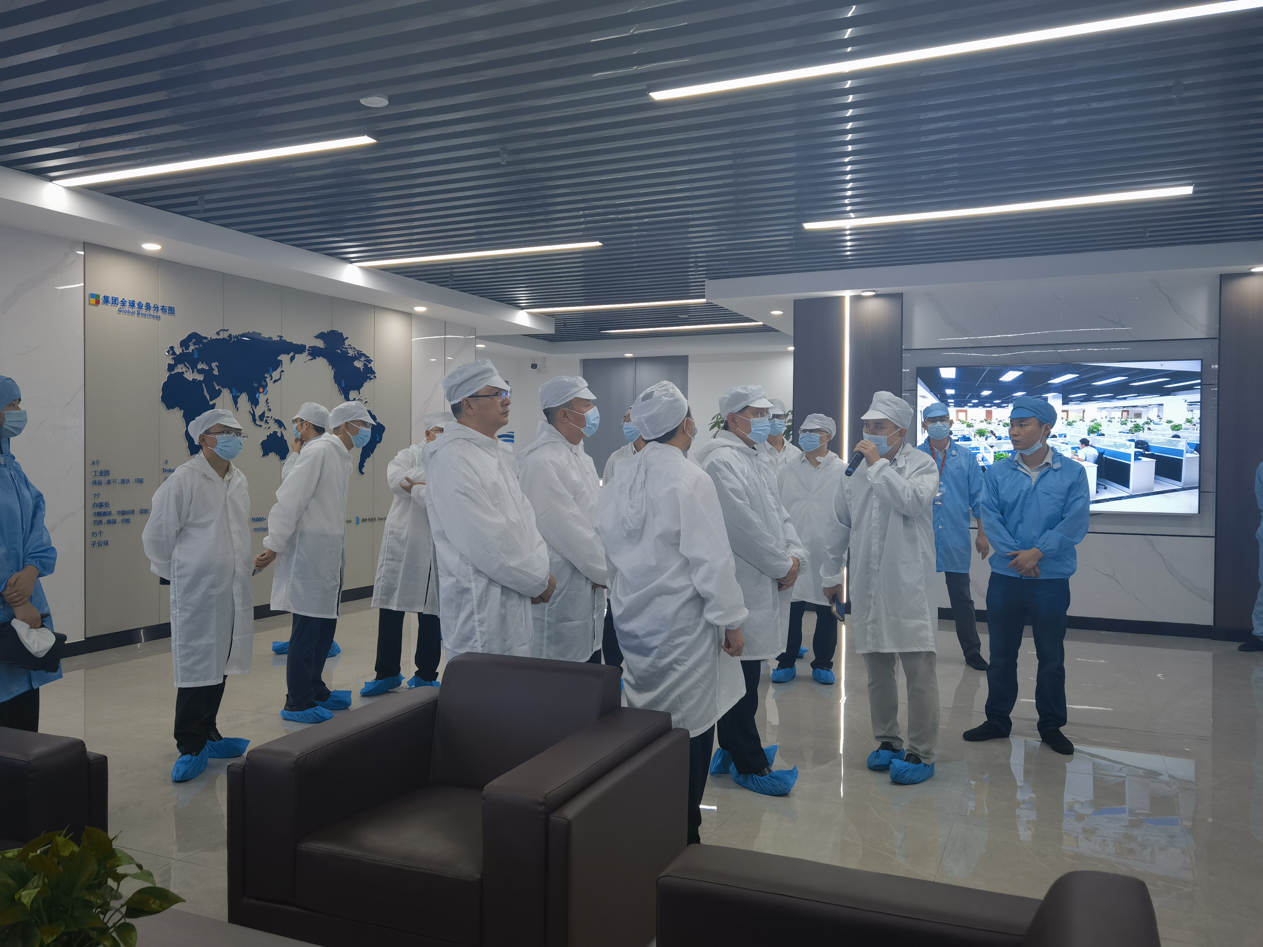 珠海冠宇:宁波汇锦诚等拟合计减持公司不超3%股份