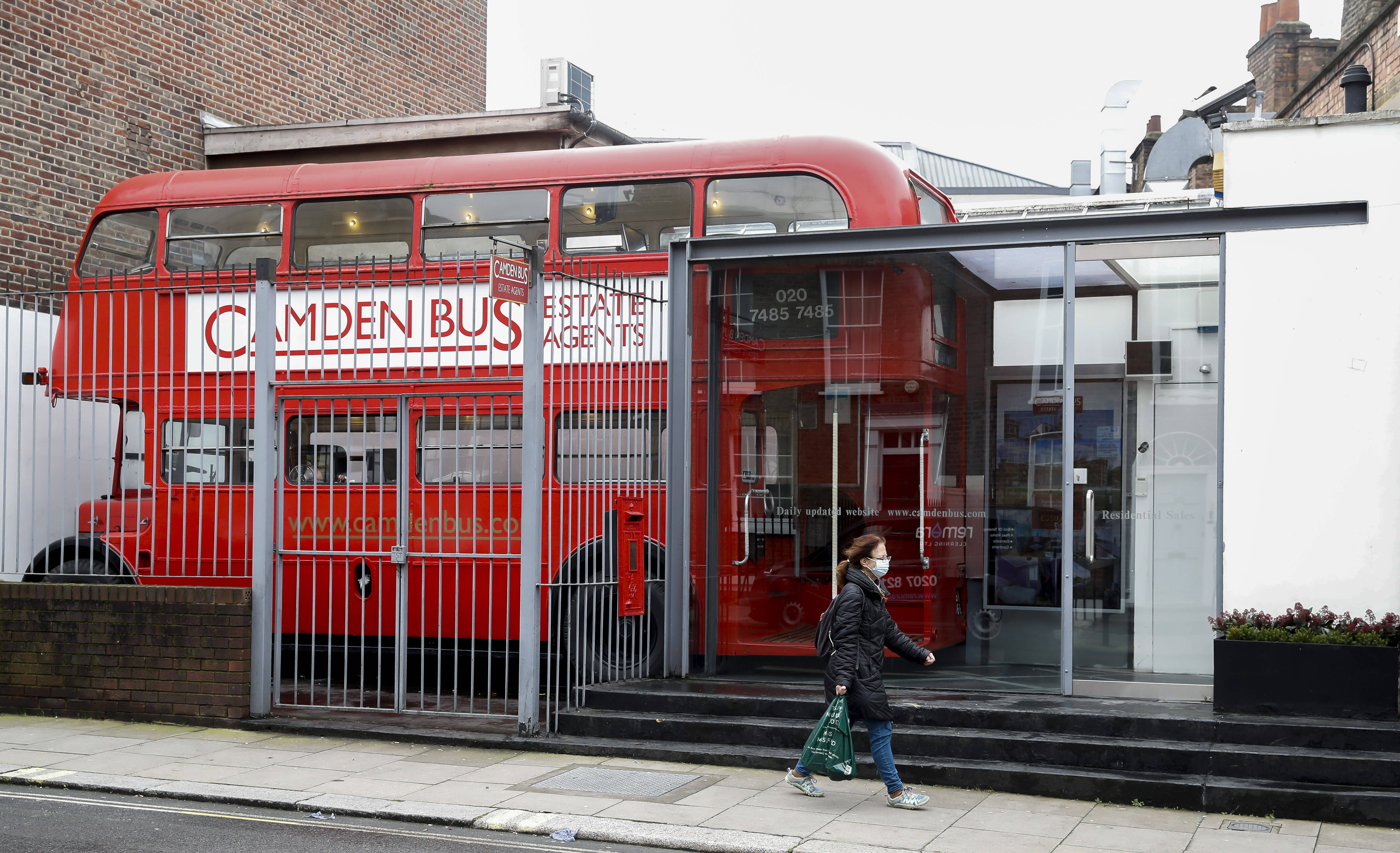 英国目前积压刑事案件超7.9万件