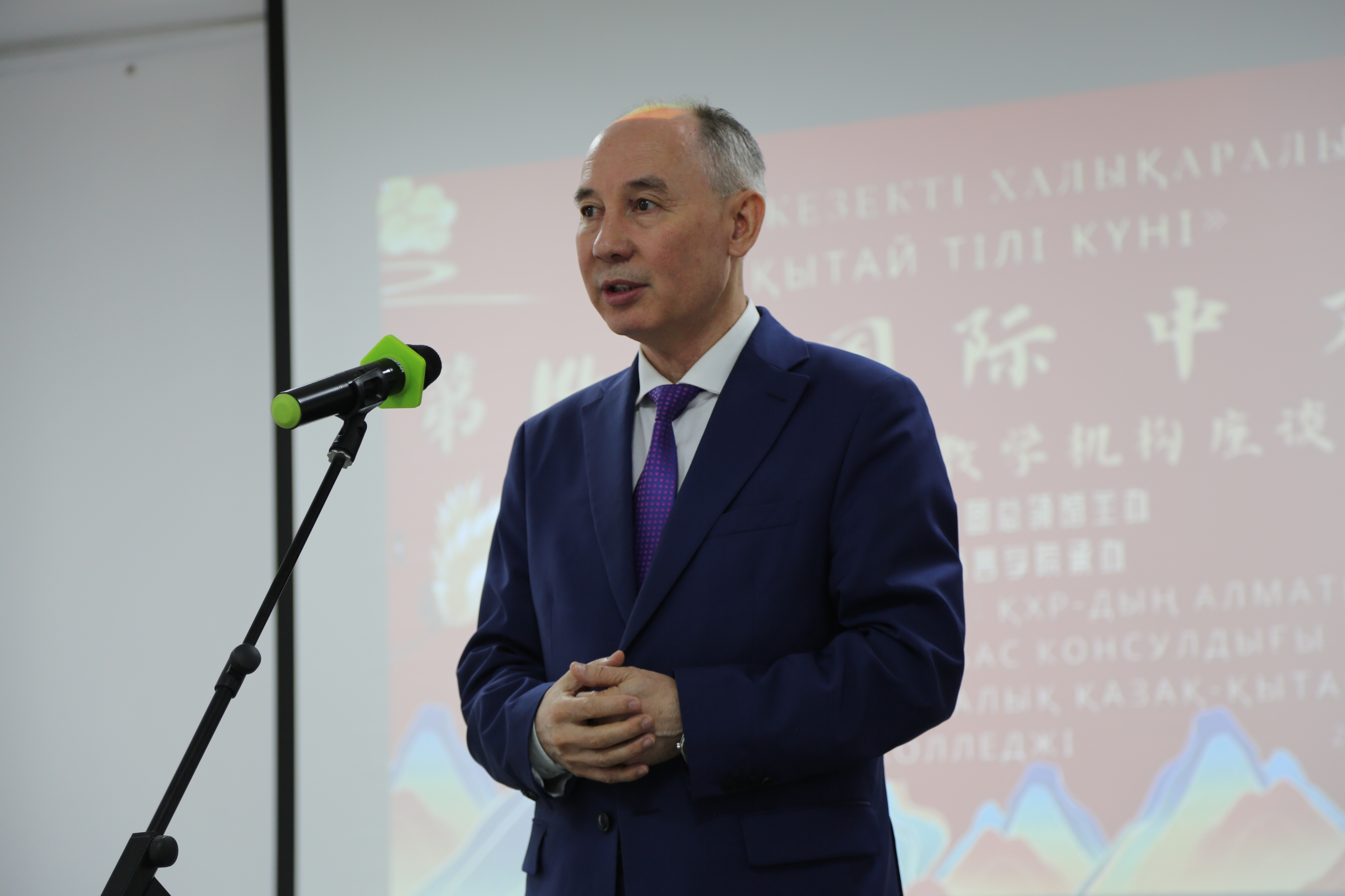 中国驻阿拉木图总领馆提醒领区务工人员加强冬季安全防护