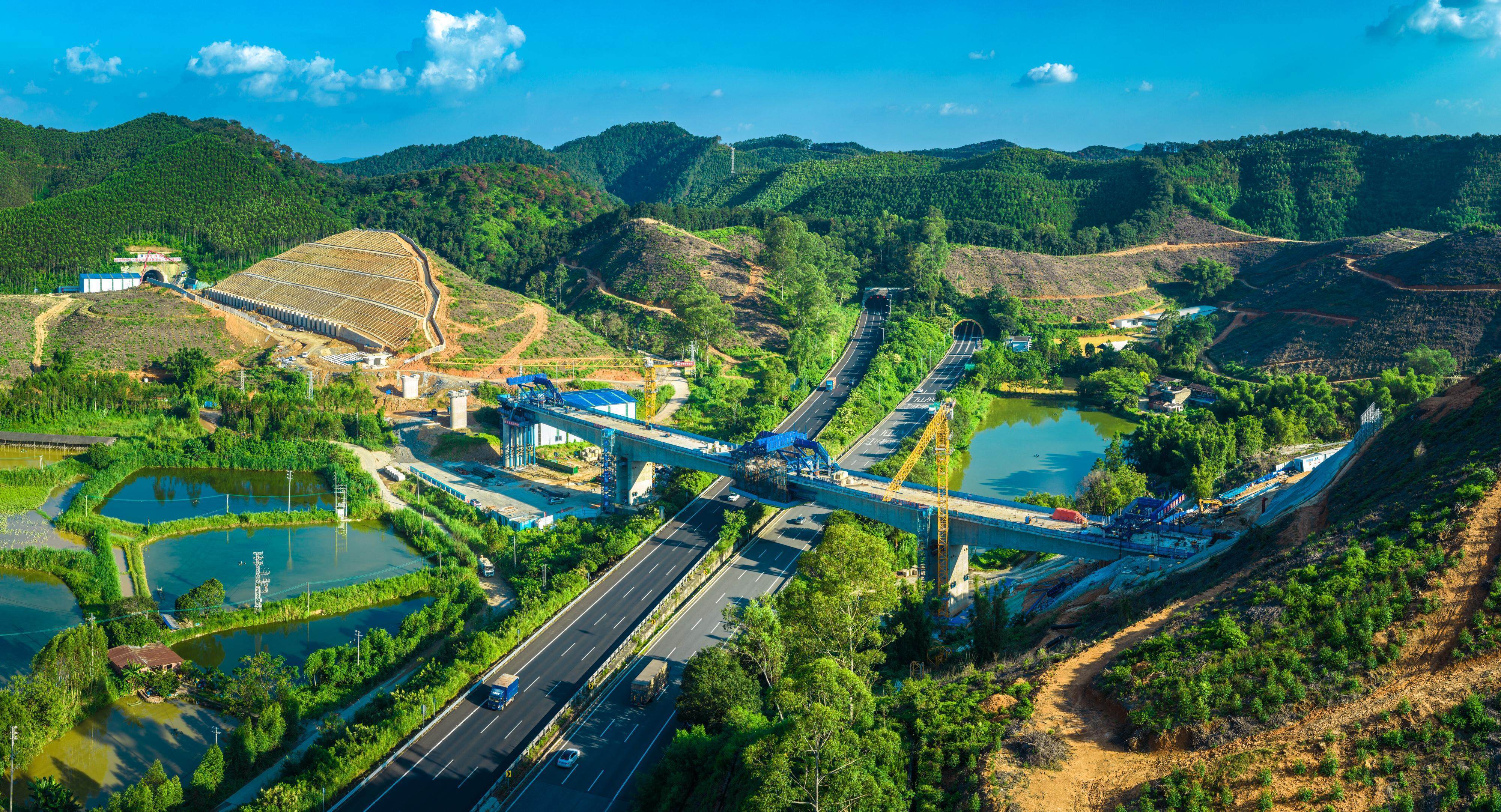 广珠（澳）高铁鹤洲至横琴段将开工建设