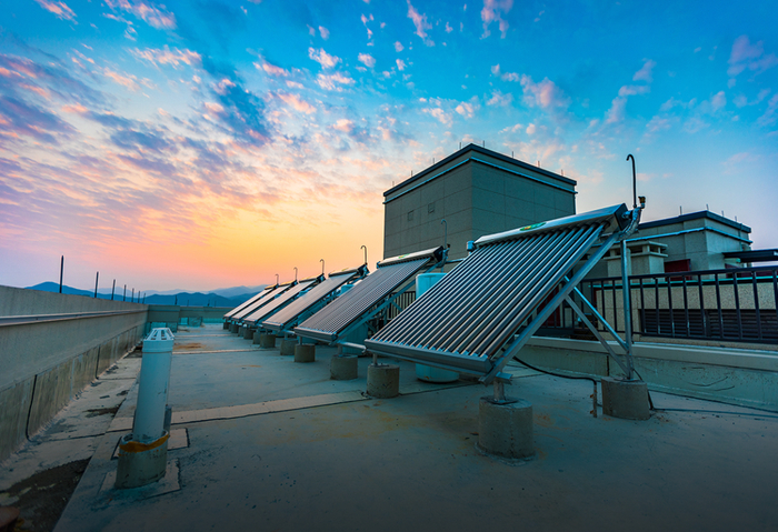 净利跳水近九成、扣非上市首亏：金牌家居战略投入回报待考，现金流承压难解