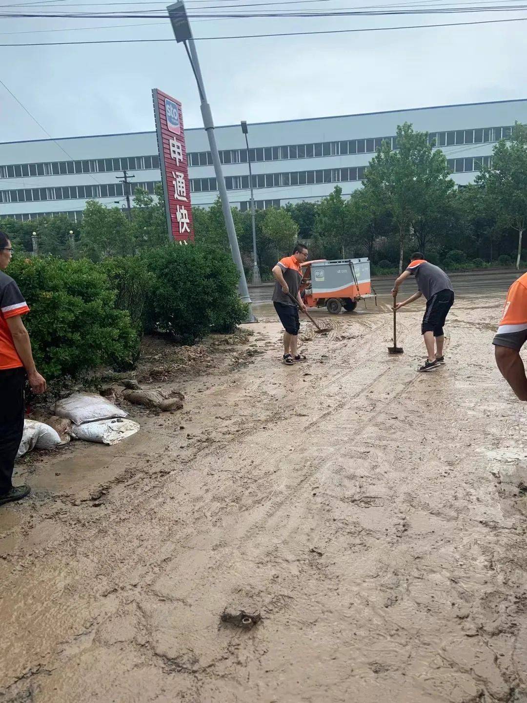 河南乡镇快递网点覆盖率达99%以上