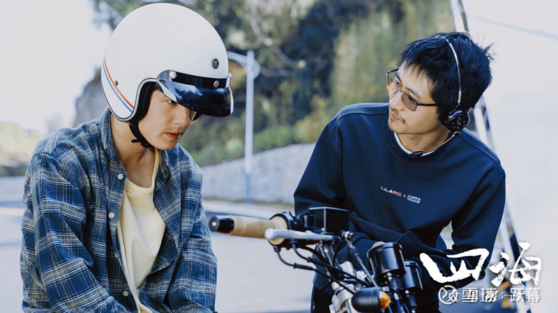 韩寒、张艺谋再次同台对垒！“最长春节档”拉开帷幕，超1.5亿观影人次会去哪儿？短剧靠头部内容与集卡红包抢流量