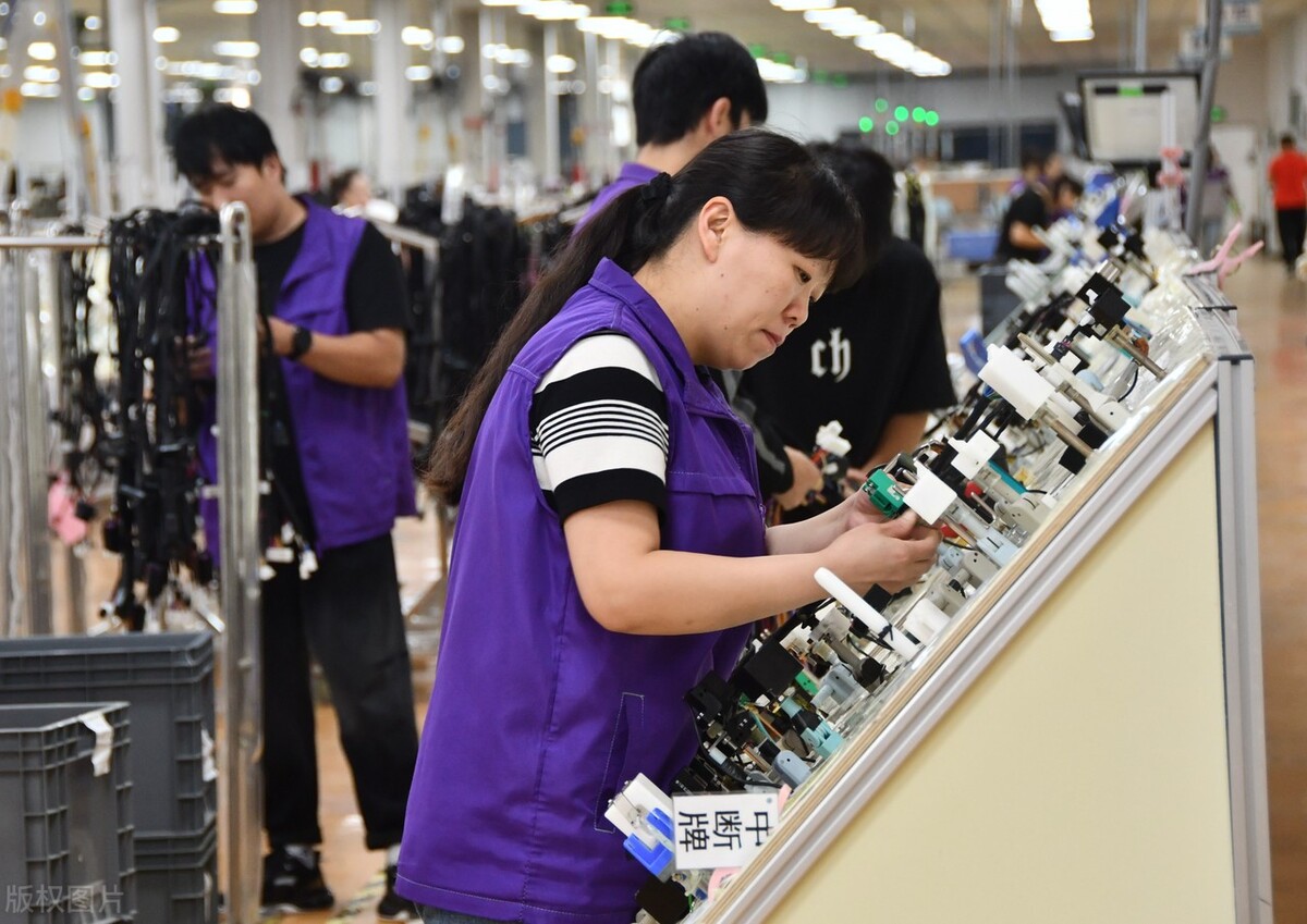 （新春走基层）海外订单催热“淡季”生产线 广州南沙制造业春节赶工忙